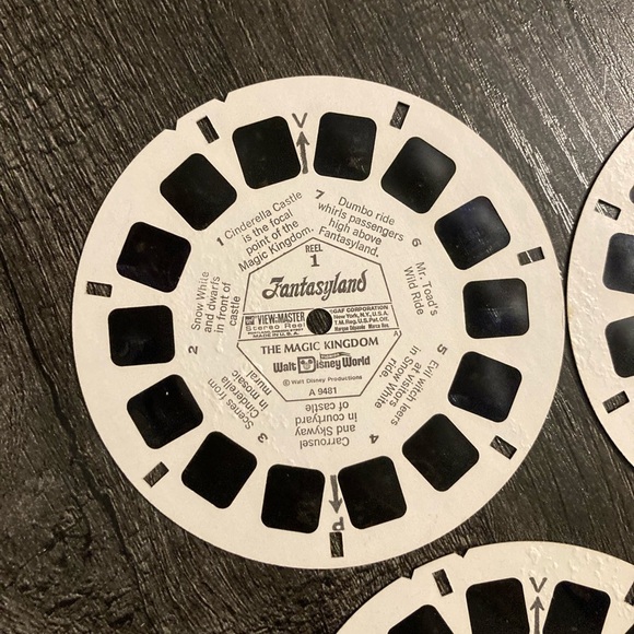 Viewmaster Reels- Walt Disney World Fantasyland - Picture 8 of 8